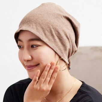 おやすみ(就寝中)に医療用帽子