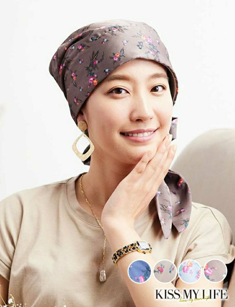 医療用帽子　オードリー　蝶と薔薇