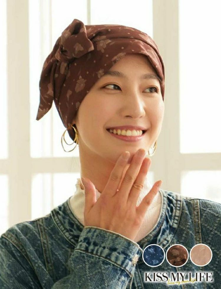 医療用帽子　オードリー　ネモフィラ柄