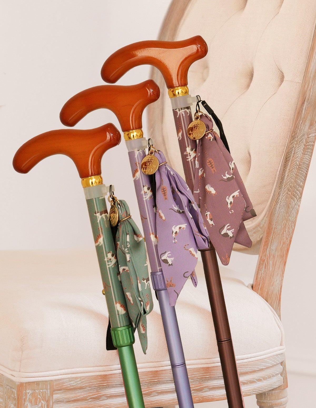 折りたたみ杖　おしゃれ杖 -BONBON STICK- kitten / ネコ柄